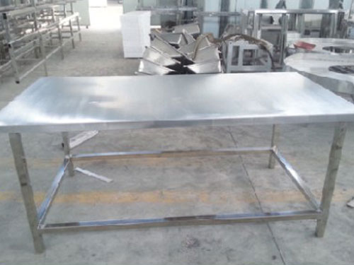 牛分割操作臺(tái)